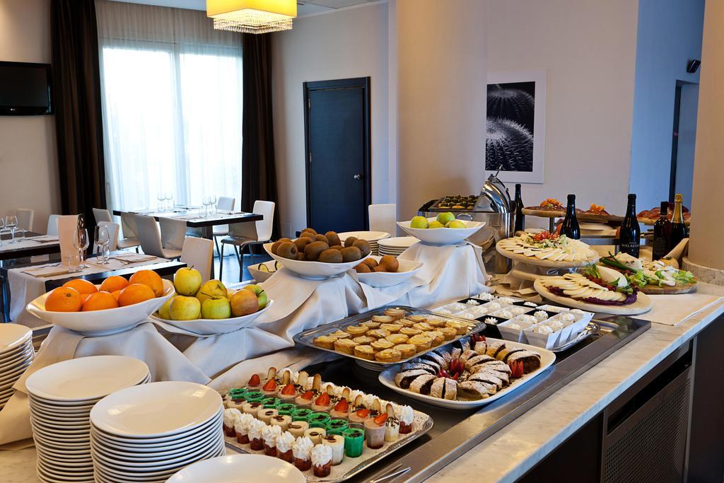 Hotel Fiera ريميني المظهر الخارجي الصورة